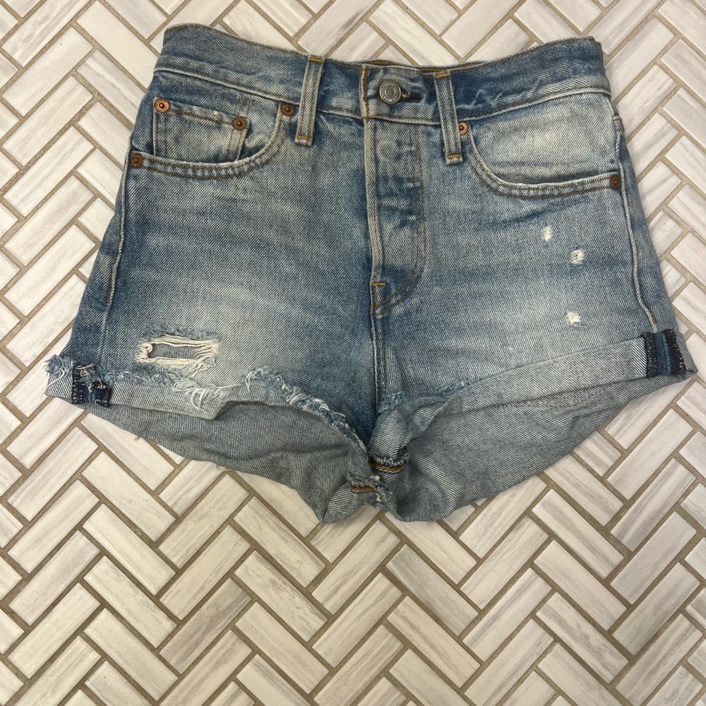 Levi’s denim shorts